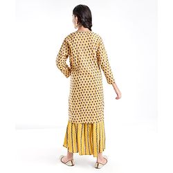 Pine Kids 100% Cotton Woven Three Forth Sleeves Floral Printed Choli Lehenga Set- Mustard