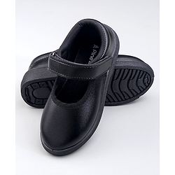 Pine Kids School Shoes - Black