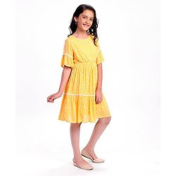 Pine Kids Half Sleeves Rayon Crinkled Dress Floral Print - Yellow