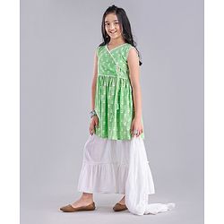 Pine Kids Churidar and Kurti Set with Dupatta Floral Print - Green White