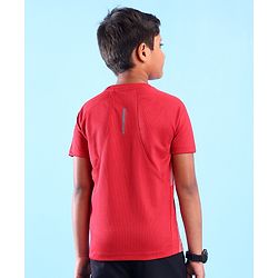 Pine Active Skin Friendly Knitted Half Sleeves Sportswear T-Shirt Lines Print - Red