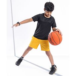 Pine Active Skin Friendly & Breathable Sportswear Half Sleeves Solid T-shirt - Black