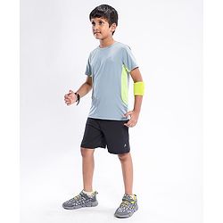 Pine Active High stretch Half Sleeves Solid T-Shirt with Breathable Side Mesh Panel- Blue Green