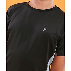 Pine Active High stretch Half Sleeves Solid T-Shirt with Breathable Side Mesh Panel - Black