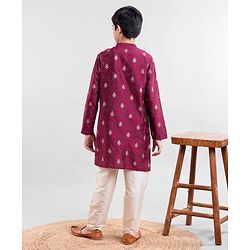 Pine Kids Full Sleeves Ethnic Design Embroidered Kurta Pajama Set - Magenta