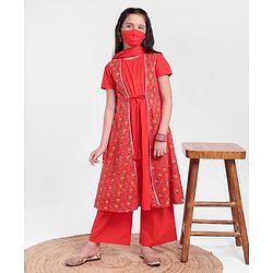 Pine Kids Half Sleeves Kurti And Churidar Set With Jacket- Red