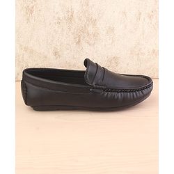 Pine Kids Slip On Round Toe Party Wear Loafers - Black