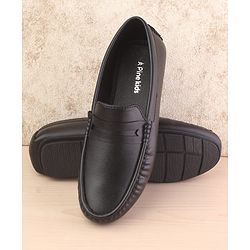 Pine Kids Slip On Round Toe Party Wear Loafers - Black