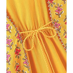 Pine Kids Viscose Half Sleeves Floral Printed Kurta & Salwar Set with Dupatta - Yellow