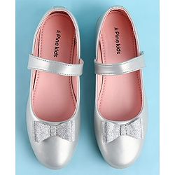 Pine Kids Bellies With Bow Applique & Velcro Closure - Silver