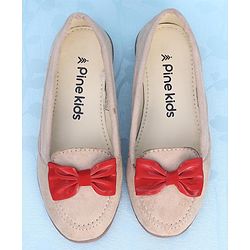 Pine Kids Bellies With Bow Applique - Cream