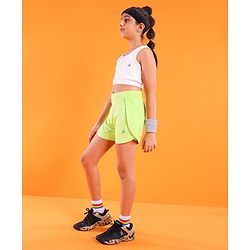Pine Active High Stretch Mid Thigh Length Solid Shorts With Tights- Green