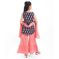 Pine Kids Sleeveless  Kurti & Sharara with Dupatta Set Block Print - Blue