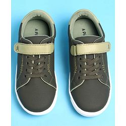 Pine Kids Velcro and Lace Closure Casual Shoes - Green