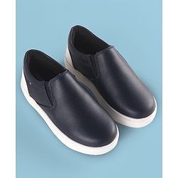Pine Kids Solid Colour Slip On Casual Shoes - Blue