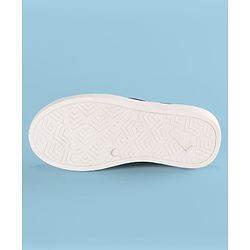 Pine Kids Solid Colour Slip On Casual Shoes - Blue