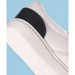 Pine Kids Solid Colour Slip On Casual Shoes - White
