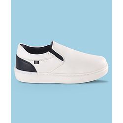 Pine Kids Solid Colour Slip On Casual Shoes - Blue