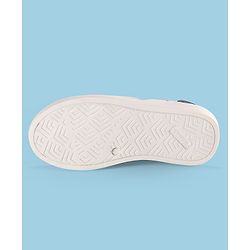 Pine Kids Solid Colour Slip On Casual Shoes - Blue