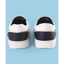 Pine Kids Solid Colour Slip On Casual Shoes - Blue