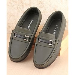 Pine Kids Slip On Formal Wear Shoes - Green