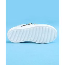 Pine Kids Velcro Closure Striped Casual Shoes with Applique - White
