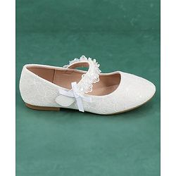 Pine Kids Velcro Closure Bellies with Flower Applique - White