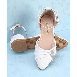 Pine Kids Buckle Closure Bellies with Tie Knot Stud Detailing - White