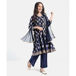 Pine Kids Viscose Woven Three Fourth Kurta & Churidar Set with Dupatta Ajrakh Print - Navy Blue