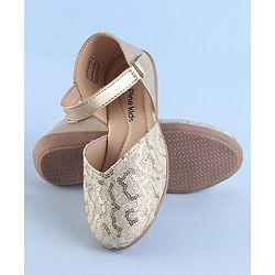 Pine Kids Velcro Closure Bellies With Sequin Detailing - Golden