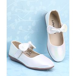 Pine Kids Ballerina with Bow Applique & Velcro Closure - Golden