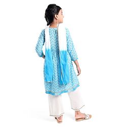 Pine Kids Cotton Woven Three Fourth Sleeves Kurti & Salwar Set with Dupatta & Floral Print - Light Blue