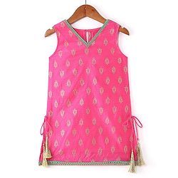 Pine Kids Woven Sleeveless Embroidered Kurti Foil Printed Palazzo & Sequenced Dupatta Set -Pink