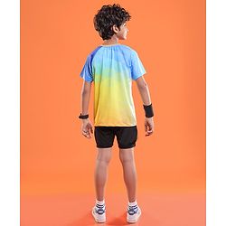 Pine Active Raglan Half Sleeves Sportswear T-Shirt With Abstract Print - Multicolor