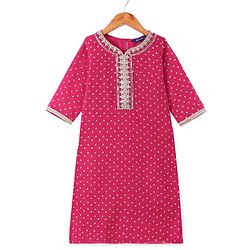 Pine Kids Woven Three Fourth Sleeves  Bandhani Foil Printed Kurta & Churidar Set with Dupatta & Floral Embroidery - Pink