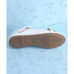Pine Kids Ballerinas With Velcro Closure & Chain Applique - White