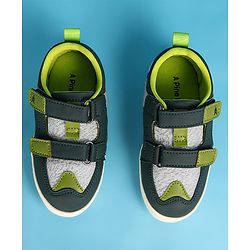 Pine Kids Velcro Closure Casual Shoes - Green