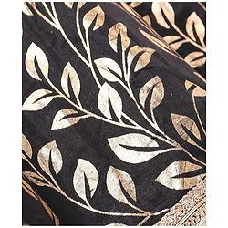 Pine Kids Woven Three Fourth Sleeves Mirror Embroidered Choli  & Floral Printed Lehenga Set with Dupatta - Black