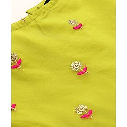 Pine Kids Woven Sleeveless Floral Embroidered  Kurti & Churidar Salwar Set with Dupatta - Lime green