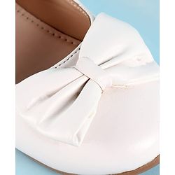 Pine Kids Ballerina With Bow Applique & Buckle Closure - White