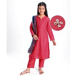 Pine Kids Woven Three Fourth Sleeves Kurta Churidar Set with Dupatta & Floral Embellisment and Lace Detailing - Red