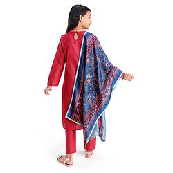 Pine Kids Woven Three Fourth Sleeves Kurta Churidar Set with Dupatta & Floral Embellisment and Lace Detailing - Red