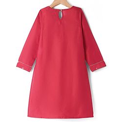 Pine Kids Woven Three Fourth Sleeves Kurta Churidar Set with Dupatta & Floral Embellisment and Lace Detailing - Red