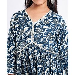 Pine Kids Viscose Woven Three Fourth Sleeves Floral Printed Kurta & Gharara Set with Dupatta - Navy Blue