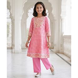 Pine Kids Viscose Woven Three Fourth Sleeves Floral Printed Kurta Salwar Set - Pink