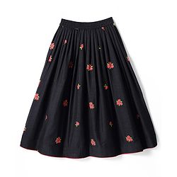 Pine Kids Woven Sleeveless Choli Lehenga Set With Floral Embroidery & Dupatta - Black