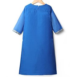 Pine Kids Woven Three Fourth Sleeves Kurti Chudidar Set With Floral Embroidery & Dupatta - Blue