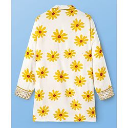 Pine Kids Woven Full Sleeves Kurta & Pajama Set with Lace Detailing & Floral Print - White