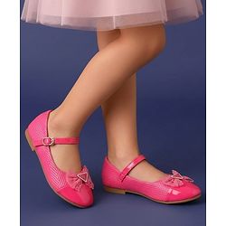 Pine Kids Clip Closure Solid Coloured Ballerina With Bow Applique - Fuchsia