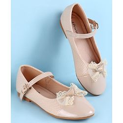 Pine Kids Clip Closure Solid Coloured Ballerina With Bow Applique - Beige